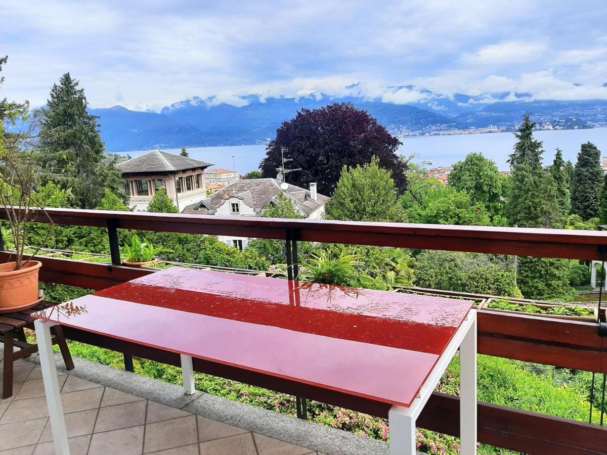 La Finestra Sul Lago - In Villa Con Vista E Posto Auto Coperto Stresa Extérieur photo